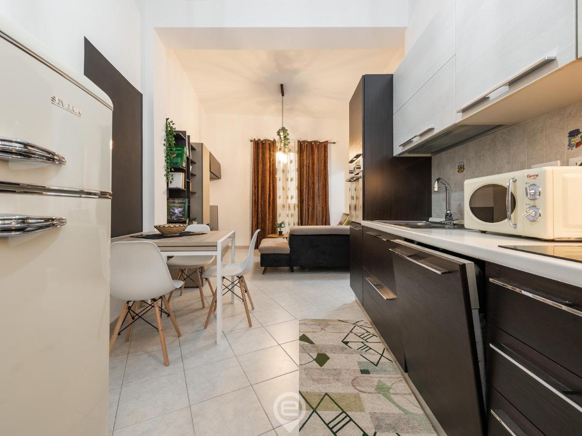 Trendy City Apartment Cagliari Luaran gambar